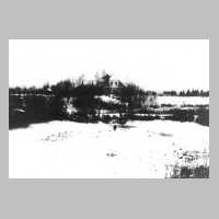 068-0093 Im Winter 1943. Blick von der Omet auf die Volksschule Neumuehl.jpg